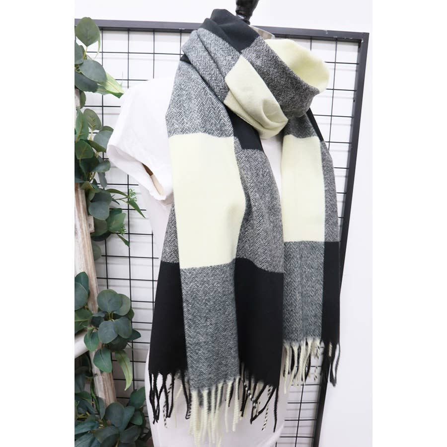 Black/Cream Plaid Cashmere Scarf