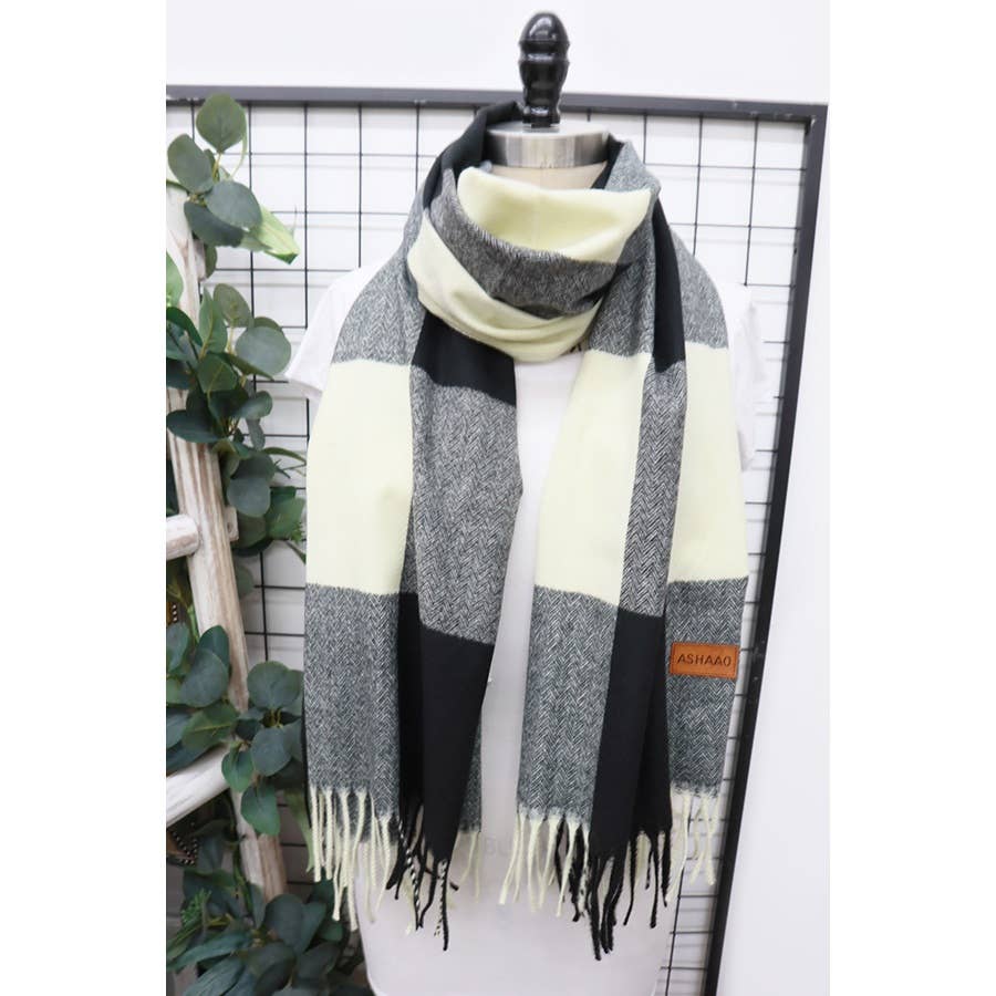 Black/Cream Plaid Cashmere Scarf
