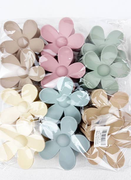 Matte Tone Daisy Hair Claw Clip