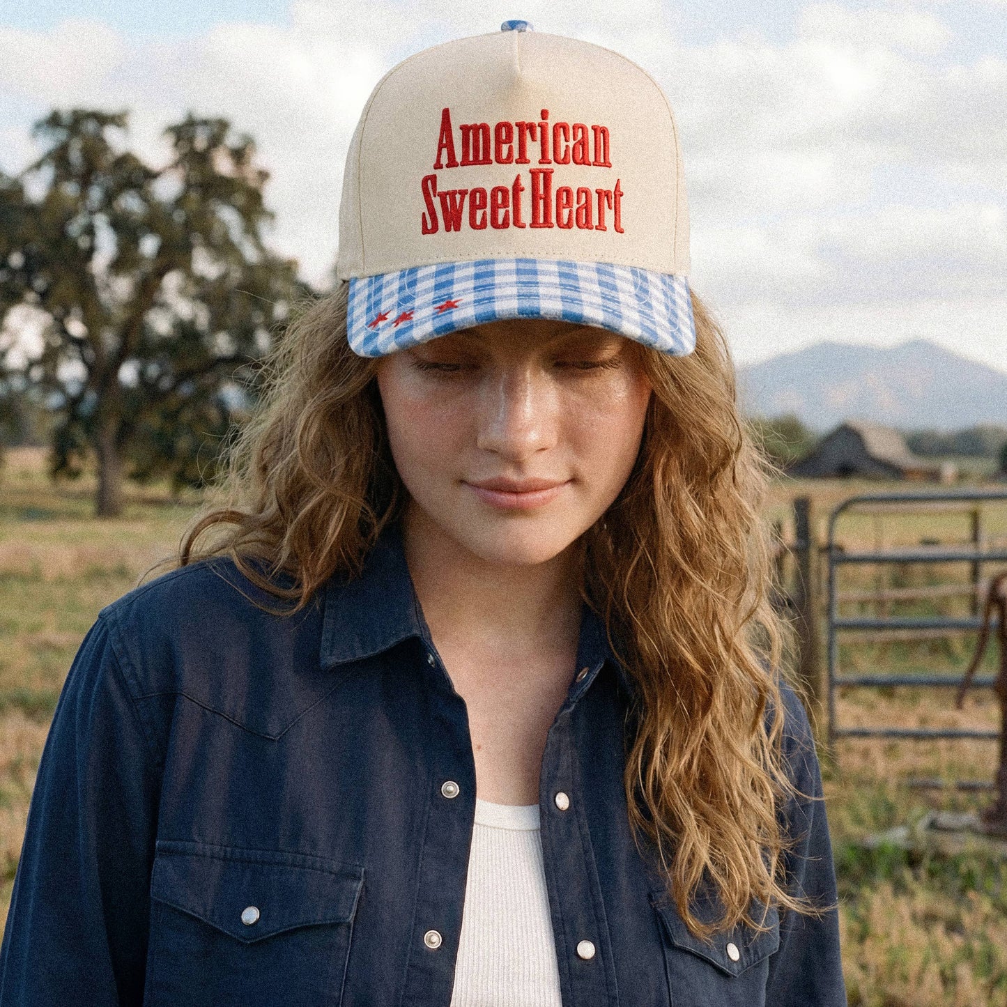 AMERICAN SWEETHEART - Two Tone Trucker Hat